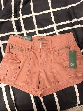 wild fable Rose Tan Cargo Shorts with Zipper Pockets